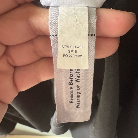 J. Crew size 6 Elegant Black crepe Wrap Dress, fitted cuffs , adjustable tie - Picture 7 of 11